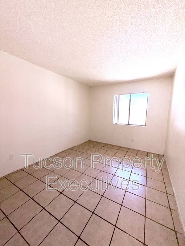 Apartment for rent at 319 E Mohave Rd #108, Tucson, AZ 85705