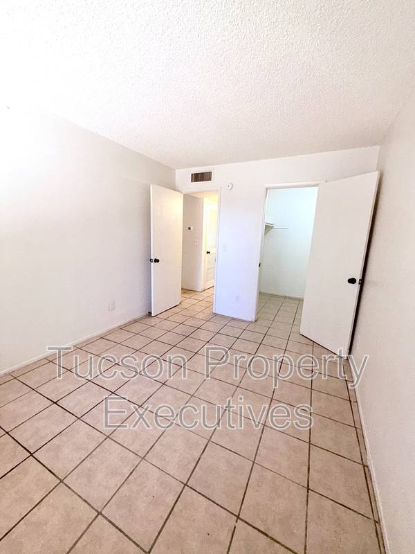 Apartment for rent at 319 E Mohave Rd #108, Tucson, AZ 85705