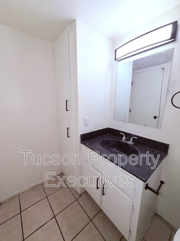 Apartment for rent at 319 E Mohave Rd #108, Tucson, AZ 85705