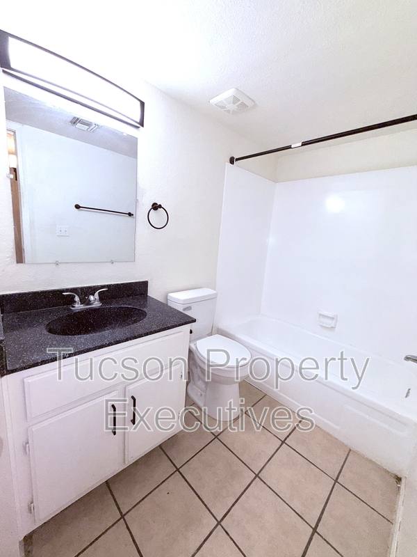 Apartment for rent at 319 E Mohave Rd #108, Tucson, AZ 85705