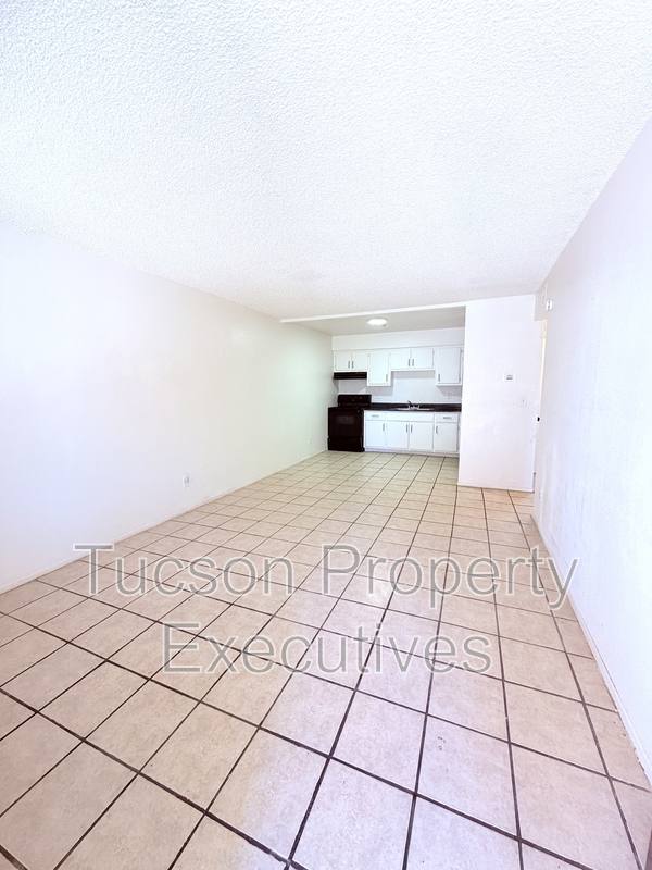 Apartment for rent at 319 E Mohave Rd #108, Tucson, AZ 85705