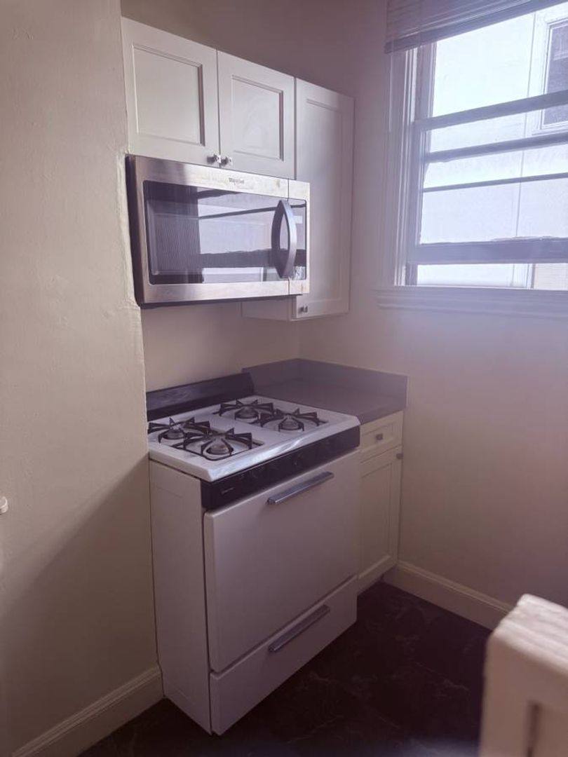 Apartment for rent at 2320 Haste St, Berkeley, CA 94704