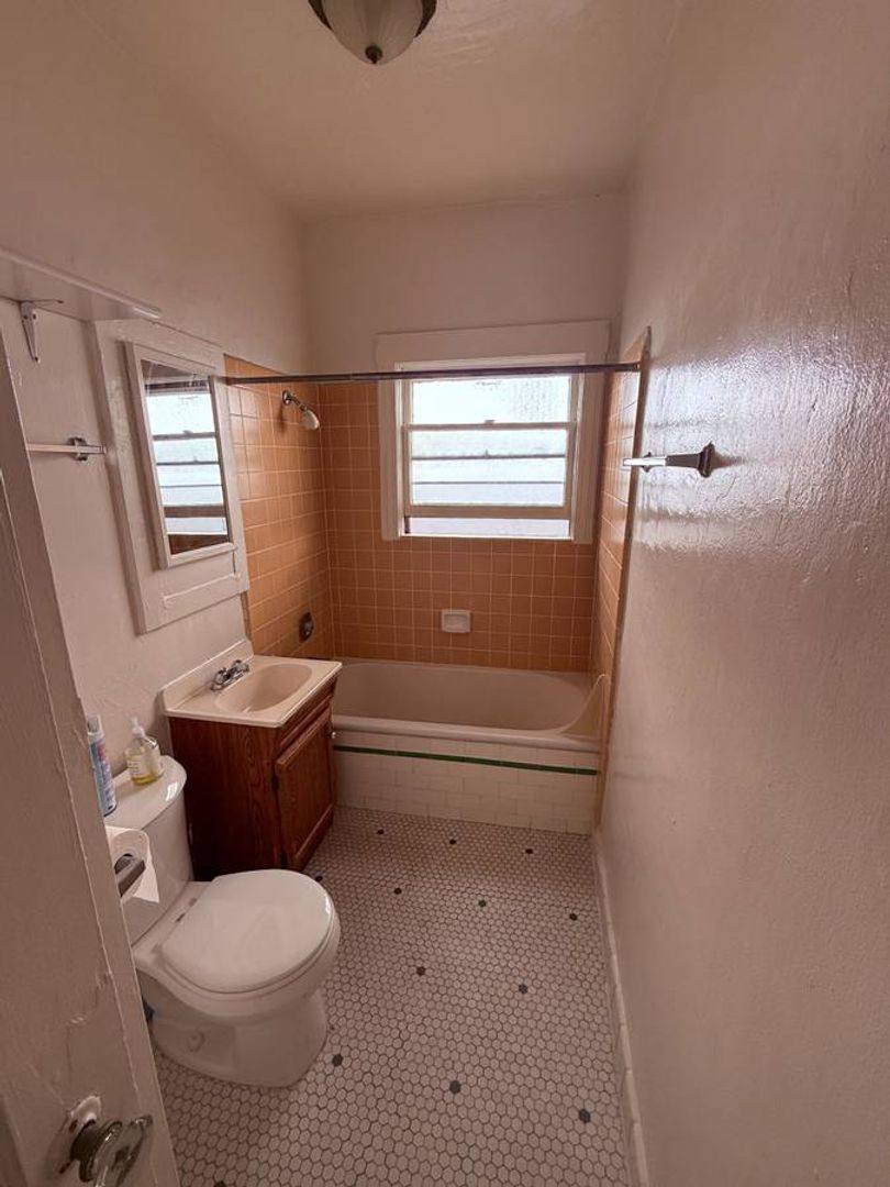 Apartment for rent at 2320 Haste St, Berkeley, CA 94704