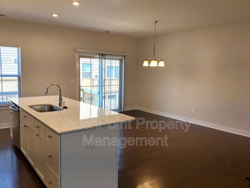 Townhouse for rent at 3051 Salix Bend Dr, Charlotte, NC 28205