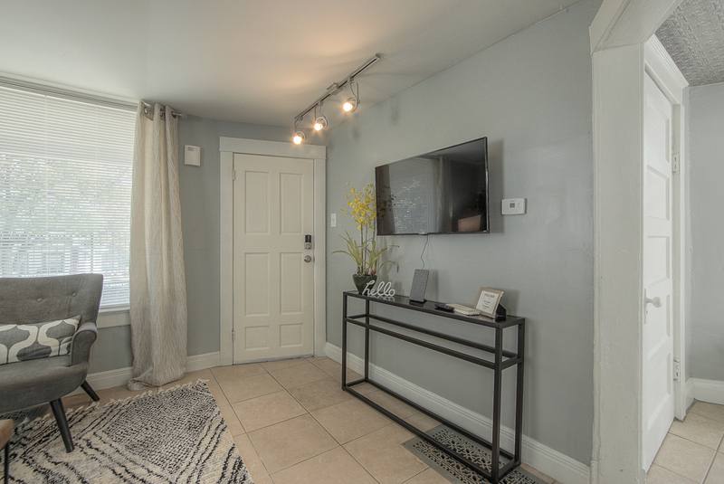 Apartment for rent at 4416 Terrace St #1, Kansas City, MO 64111