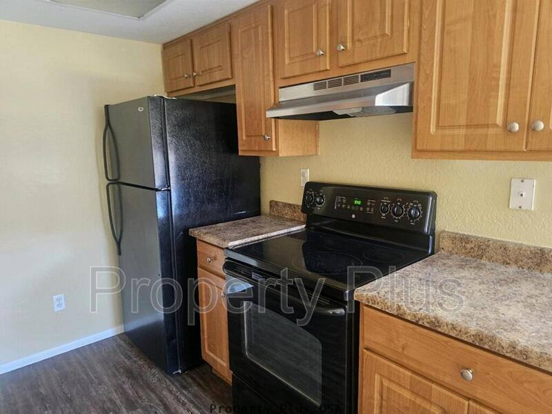 Condo for rent at 3810 N Maryvale Parkway #2073, Phoenix, AZ 85031