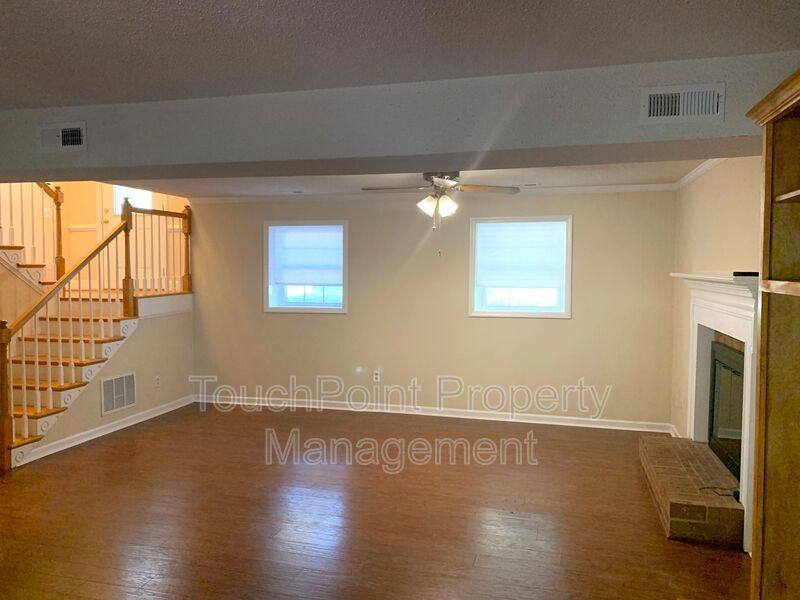 House for rent at 1114 Glenshannon Rd, Matthews, NC 28105