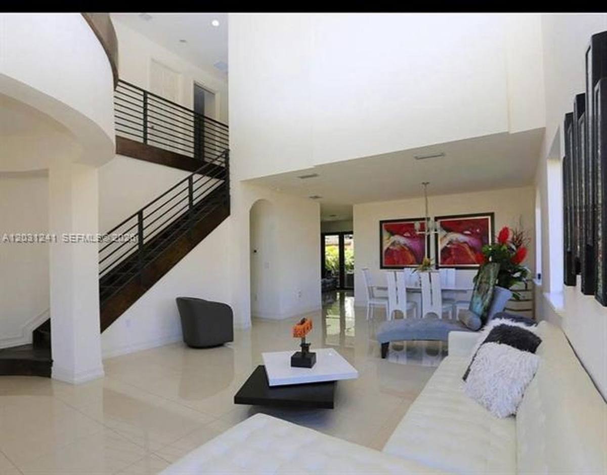 Apartment for rent at 14440 SW 31st St, Miami, FL 33175
