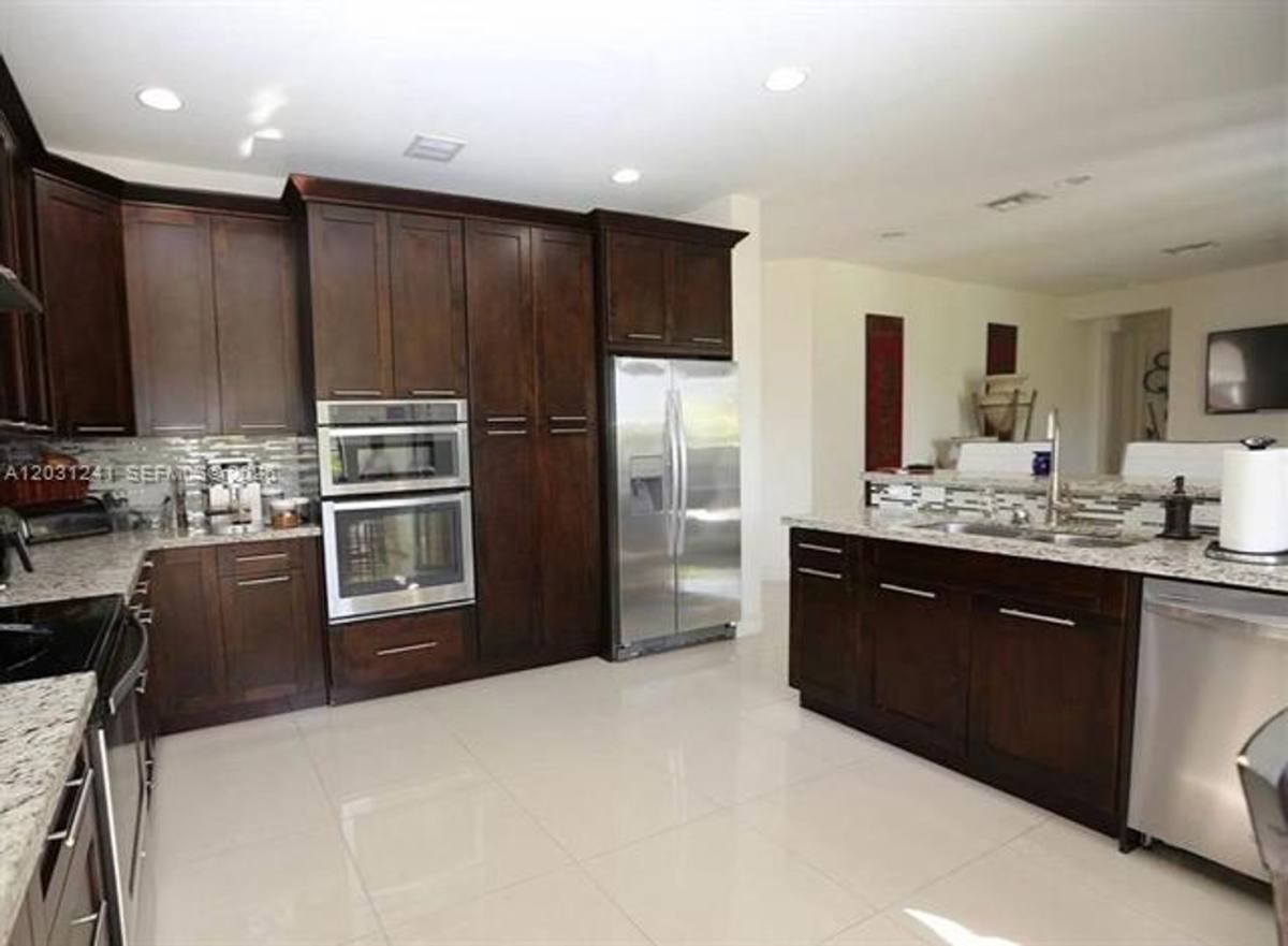 Apartment for rent at 14440 SW 31st St, Miami, FL 33175