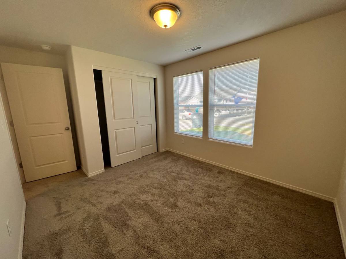 House for rent at 1023 W Aspen, Moses Lake, WA 98837