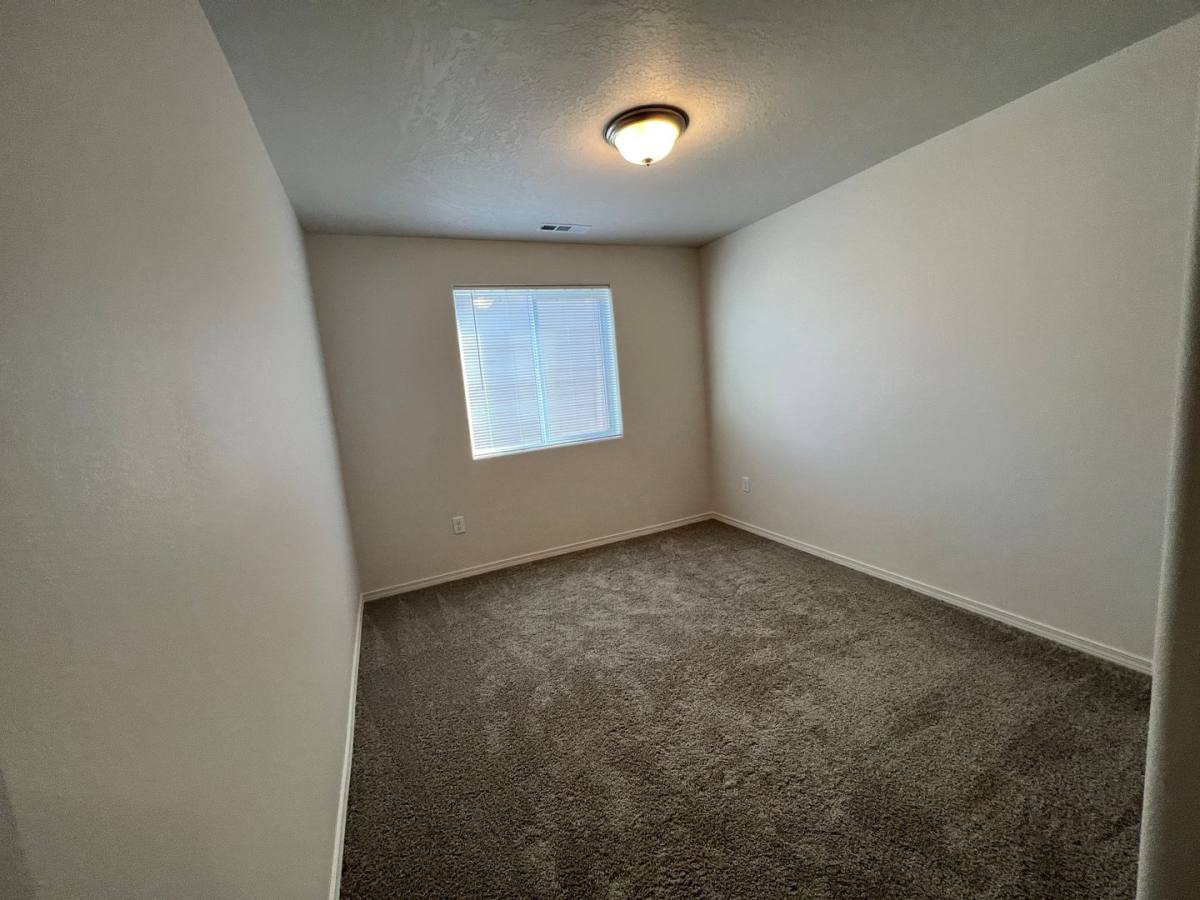 House for rent at 1023 W Aspen, Moses Lake, WA 98837