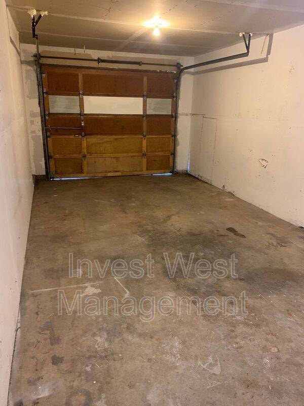 Apartment for rent at 3331 NE 57 Ave #4, Vancouver, WA 98661