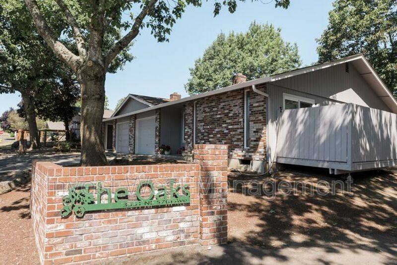 Apartment for rent at 3331 NE 57 Ave #4, Vancouver, WA 98661