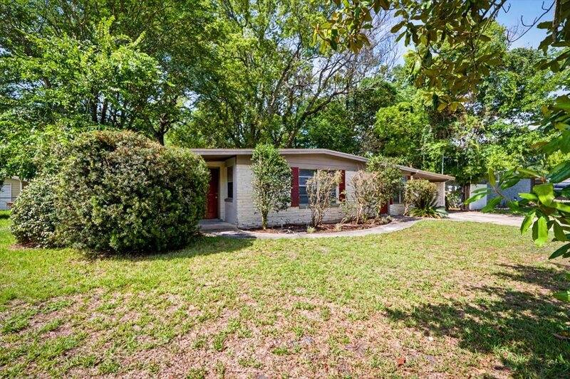 House for rent at 7010 Arques Rd, Jacksonville, FL 32205