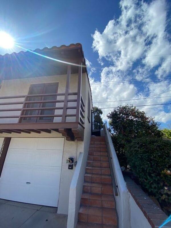 House for rent at 1235-1237 Virginia Ave #1235 A, Glendale, CA 91202