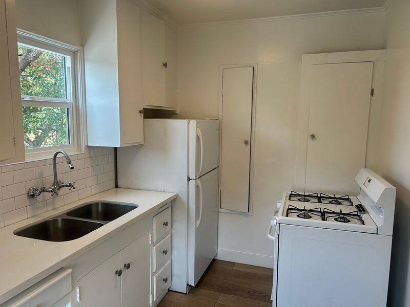 House for rent at 1235-1237 Virginia Ave #1235 A, Glendale, CA 91202