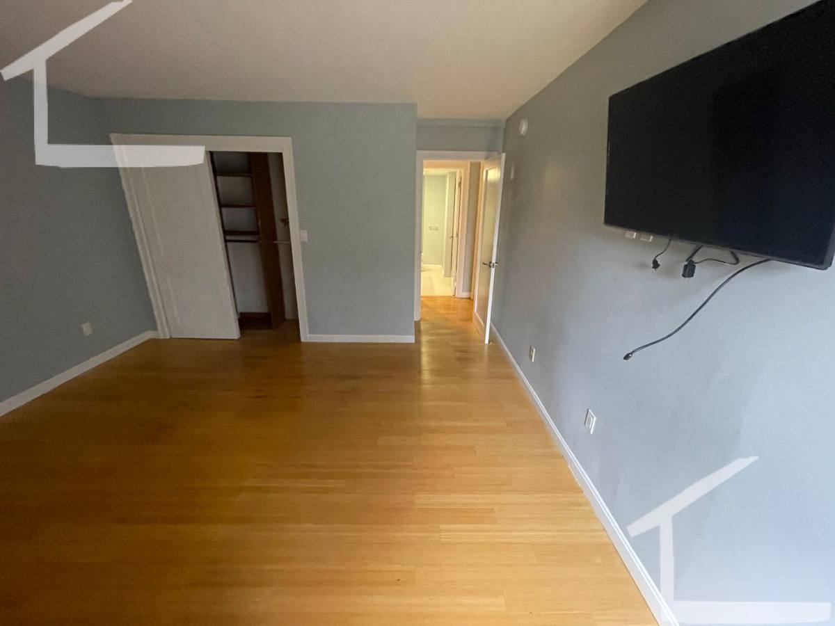 Apartment for rent at 57 Broadlawn Park #16, Chestnut Hill, MA 02467