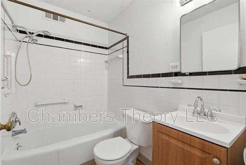 Apartment for rent at 130 S 29th St #2, Purcellville, VA 20132