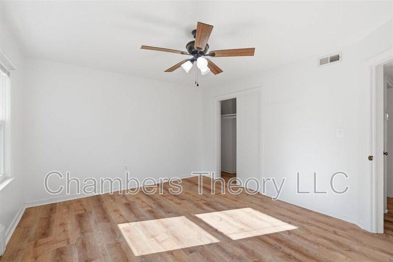Apartment for rent at 130 S 29th St #2, Purcellville, VA 20132