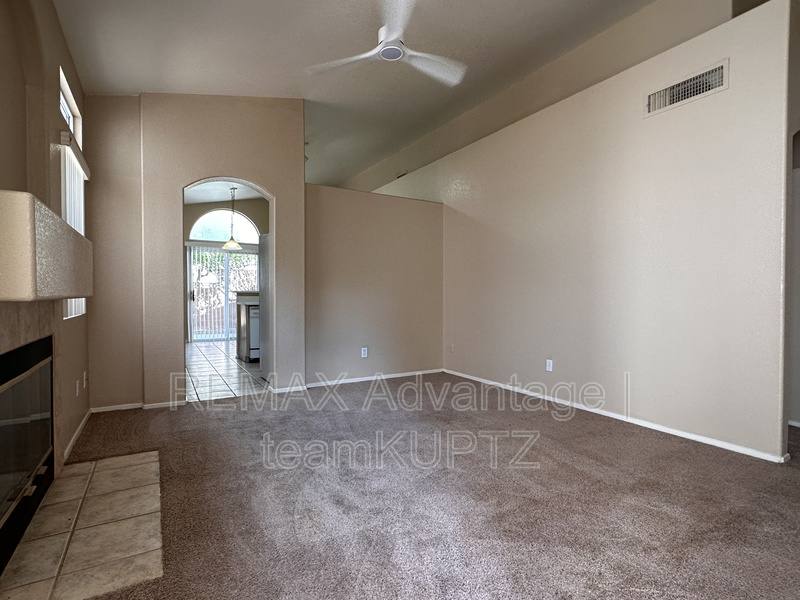 House for rent at 5323 Heatherbrook Circle, Las Vegas, NV 89120