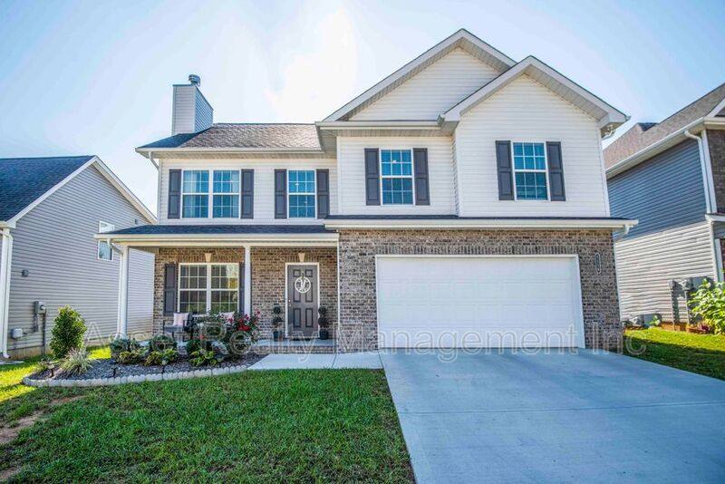 House for rent at 1116 Cloud View Dr, Powell, TN 37849