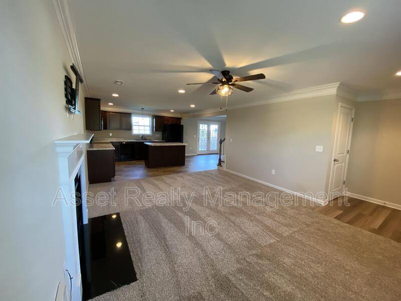 House for rent at 1116 Cloud View Dr, Powell, TN 37849