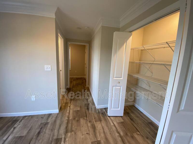 House for rent at 1116 Cloud View Dr, Powell, TN 37849