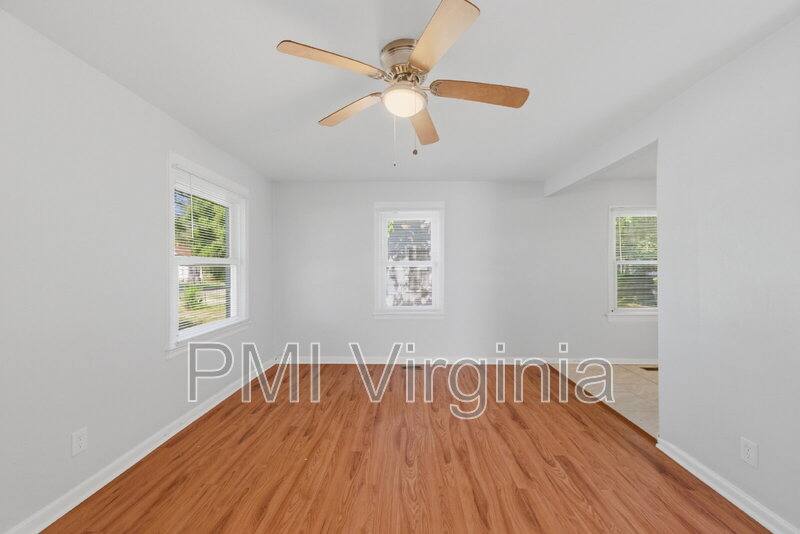 House for rent at 626 Chapel St, Hampton, VA 23669