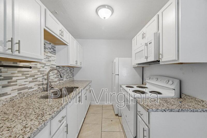 House for rent at 626 Chapel St, Hampton, VA 23669