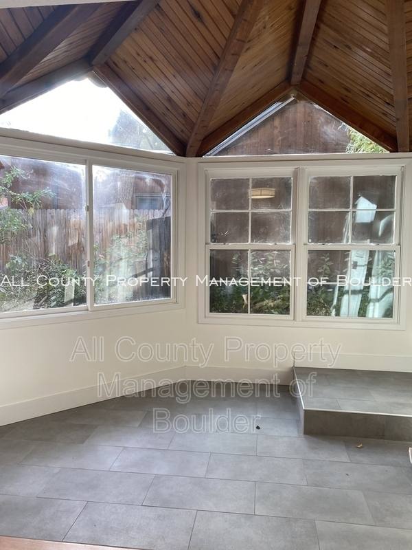 House for rent at 528 Pearl St, Boulder, CO 80302