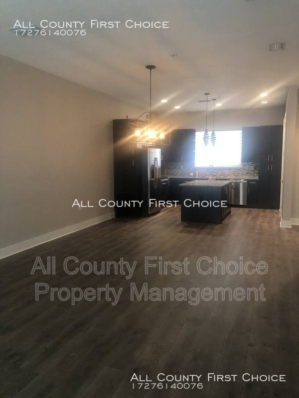 Townhouse for rent at 815 Arlington Ave N, Saint Petersburg, FL 33701