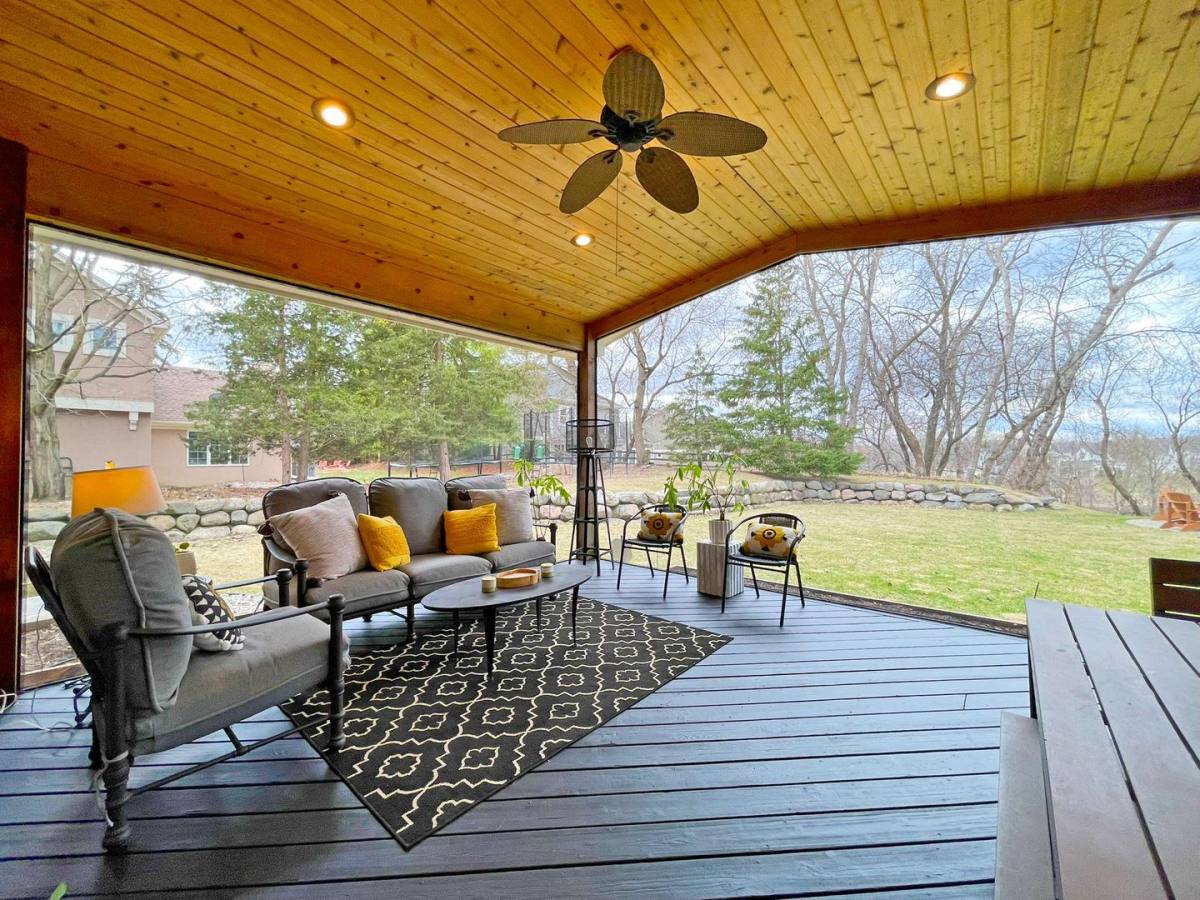 House for rent at 6560 Shadow Lane, Chanhassen, MN 55317