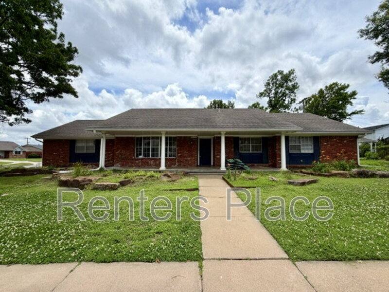 House for rent at 9022 E 30th St, Tulsa, OK 74129