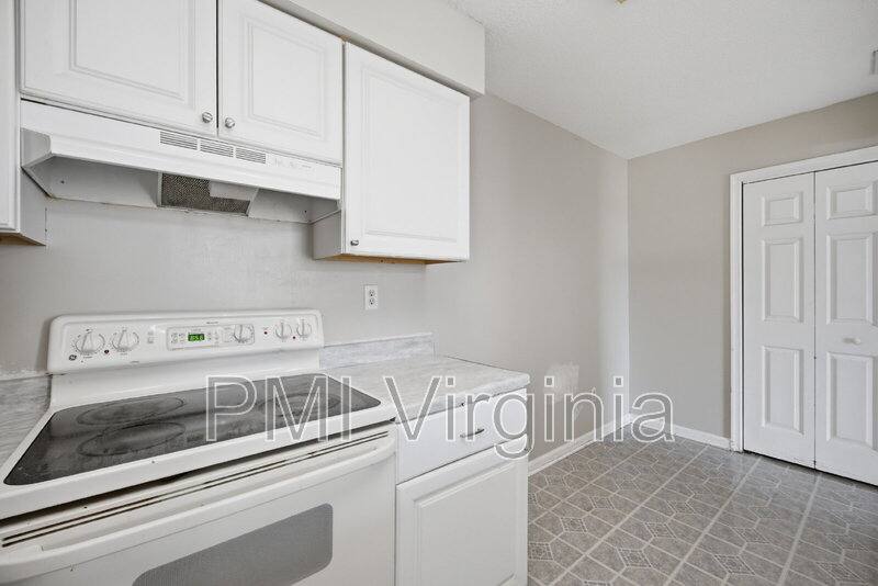 Condo for rent at 724 Harbor Springs Trail, Virginia Beach, VA 23462