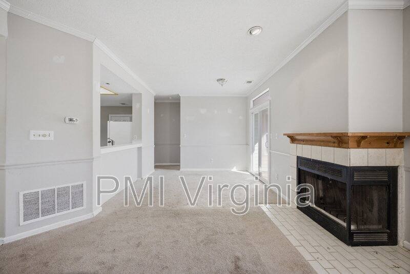 Condo for rent at 724 Harbor Springs Trail, Virginia Beach, VA 23462