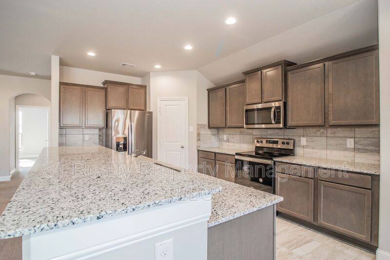House for rent at 1810 Quail Hollow, Cleburne, TX 76033