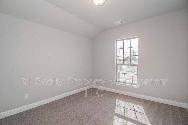 House for rent at 1810 Quail Hollow, Cleburne, TX 76033