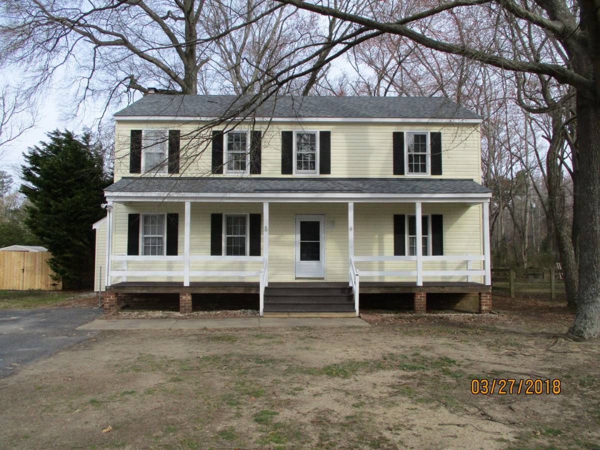 House for rent at 1912 Millsap Lane, Richmond, VA 23235