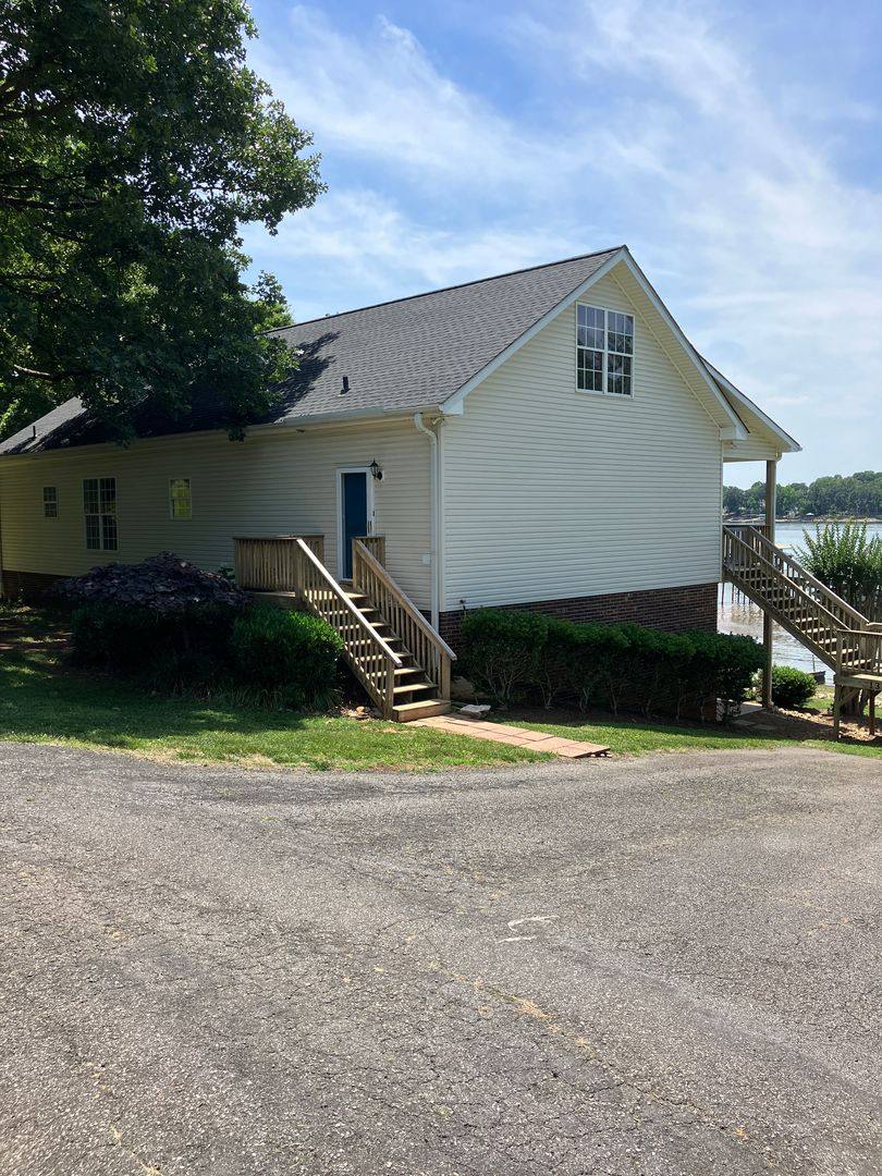 House for rent at 137 Fern Haven Lane, Mooresville, NC 28117