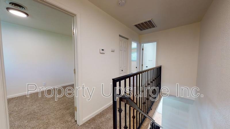 Townhouse for rent at 3220 C St #6, Redding, CA 96002