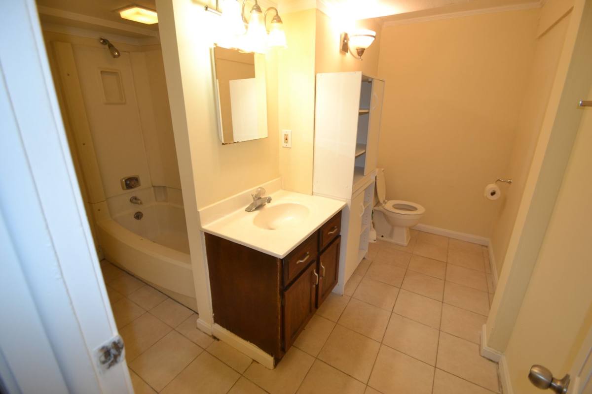 Apartment for rent at 35 Wesleyan Court, Fairfield, OH 45014