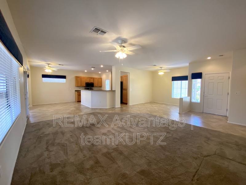 House for rent at 3022 Seaford Peak Dr, Henderson, NV 89052