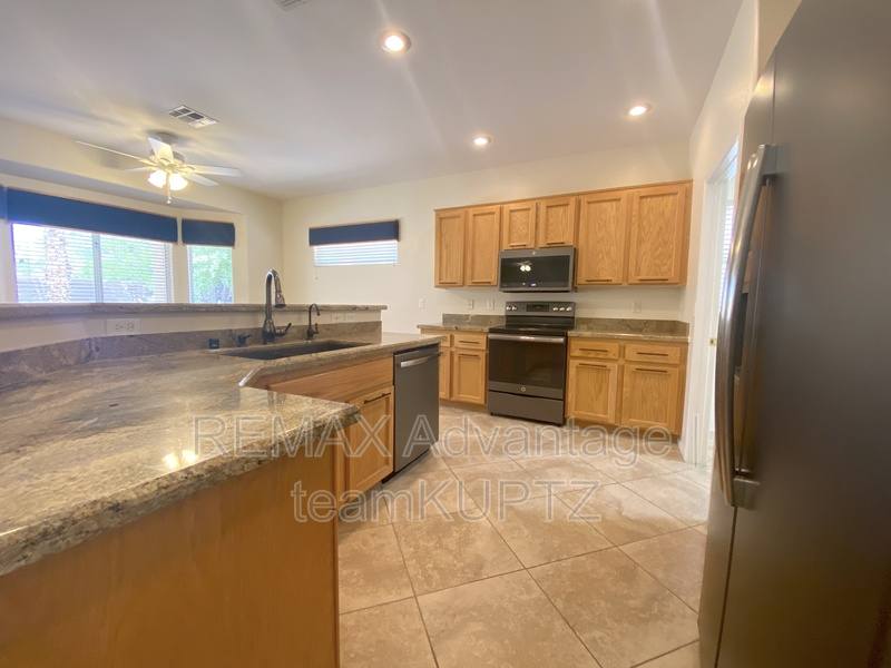 House for rent at 3022 Seaford Peak Dr, Henderson, NV 89052