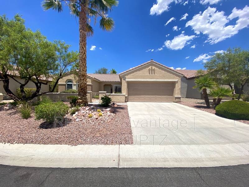 House for rent at 3022 Seaford Peak Dr, Henderson, NV 89052