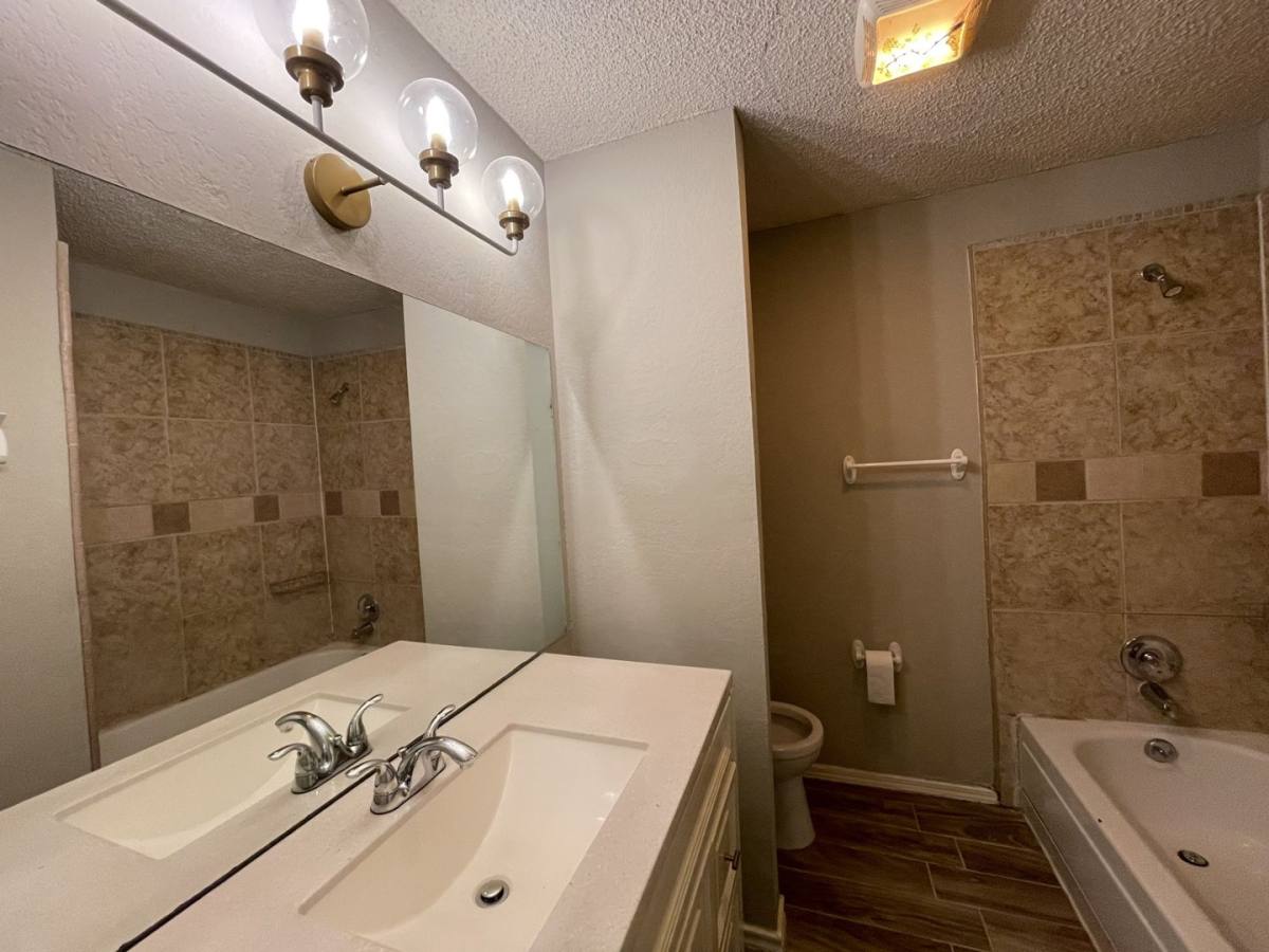 House for rent at 3718 French Wood Dr, Arlington, TX 76016