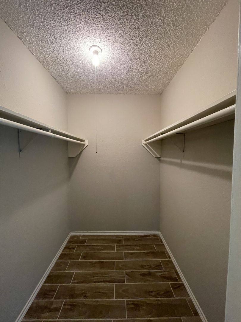 House for rent at 3718 French Wood Dr, Arlington, TX 76016