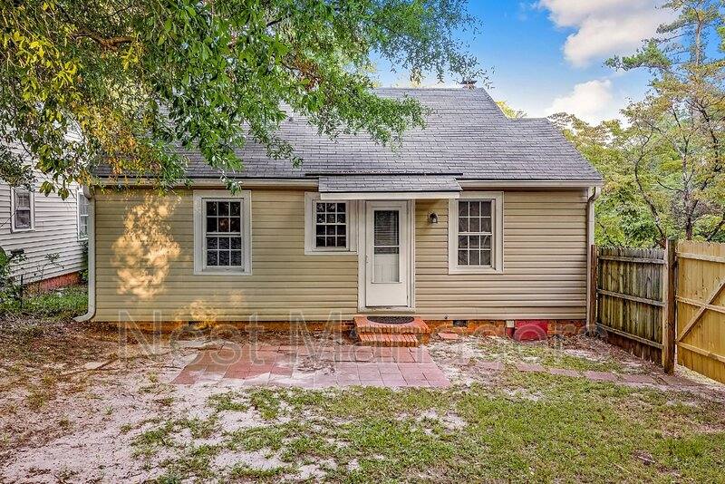 House for rent at 727 Greenland Dr, Fayetteville, NC 28305