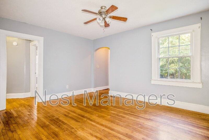 House for rent at 727 Greenland Dr, Fayetteville, NC 28305