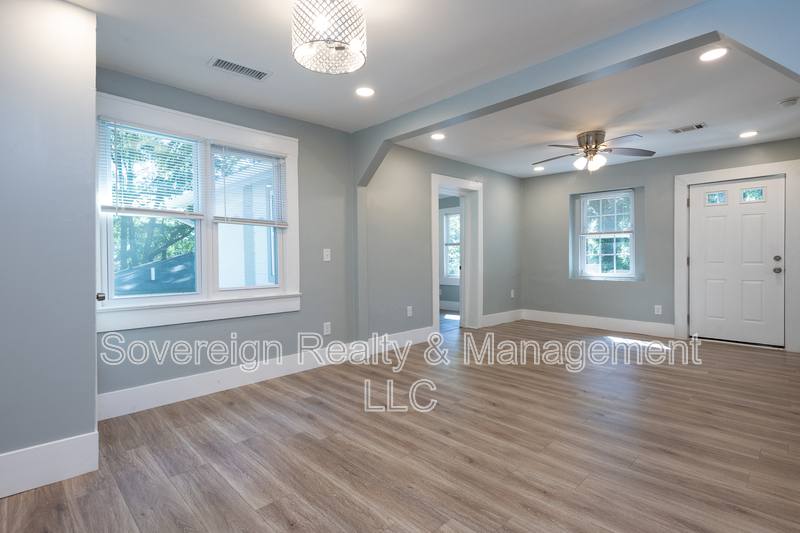 House for rent at 2227 Telhurst St SW, Atlanta, GA 30310