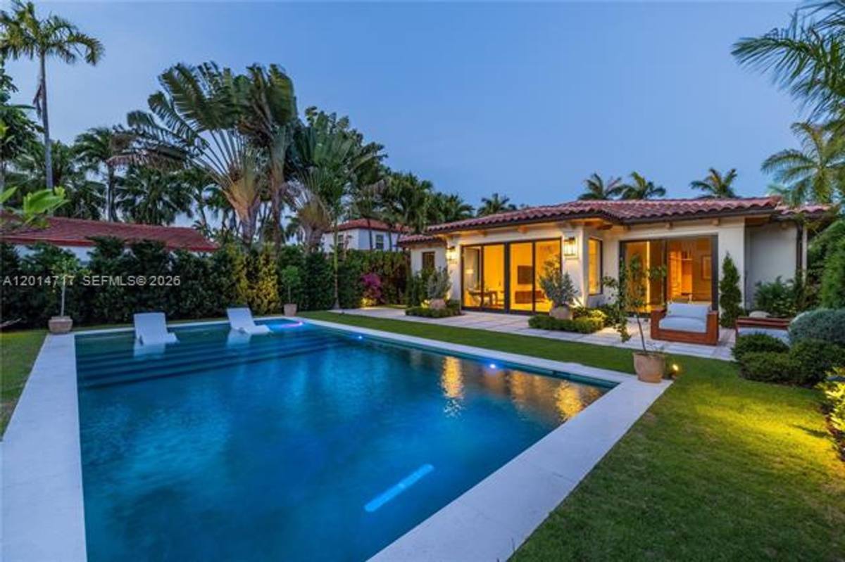 House for rent at 4430 Royal Palm Ave, Miami Beach, FL 33140